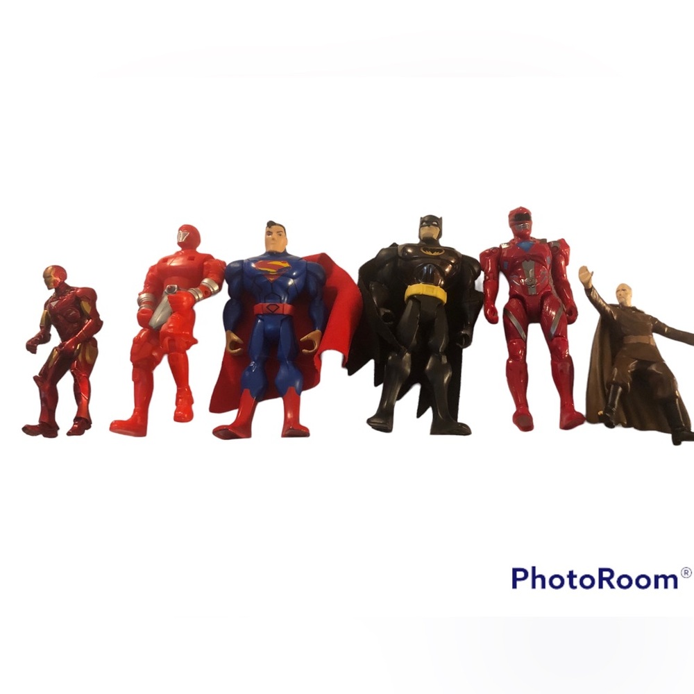 Lot of 6 Action Figures Batman & Superman have fabric capes